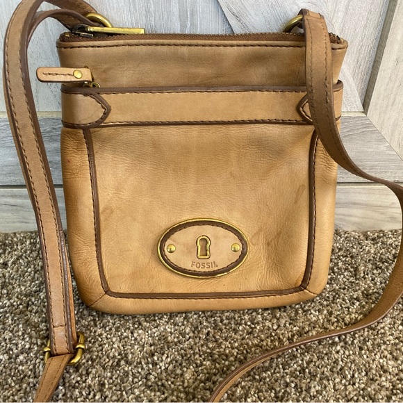 Vintage Fossil Tan Leather Crossbody Bag Purse Shoulder Satchel Hobo - Picture 3 of 11
